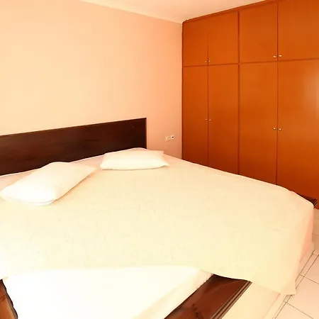 Amarilia 3* Szkála Rahoníu