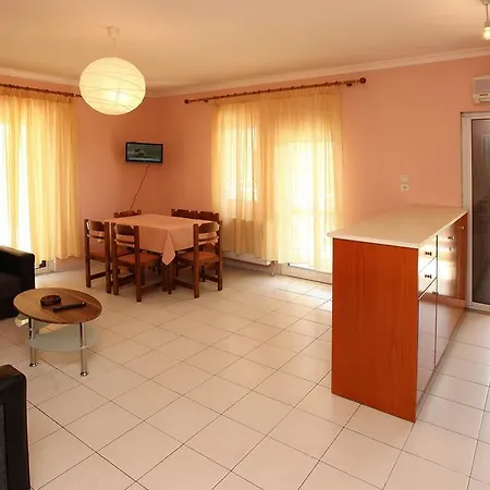 Amarilia Apartmanhotel