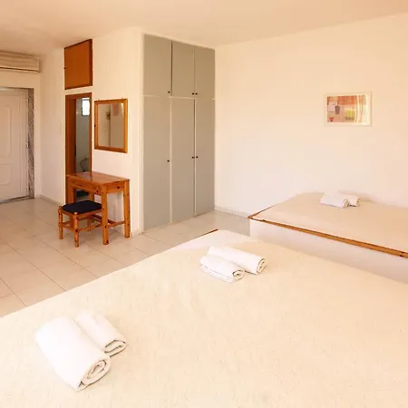 Apartmanhotel Amarilia Szkála Rahoníu