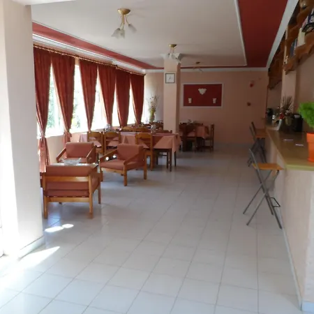 Apartmanhotel Amarilia 3*