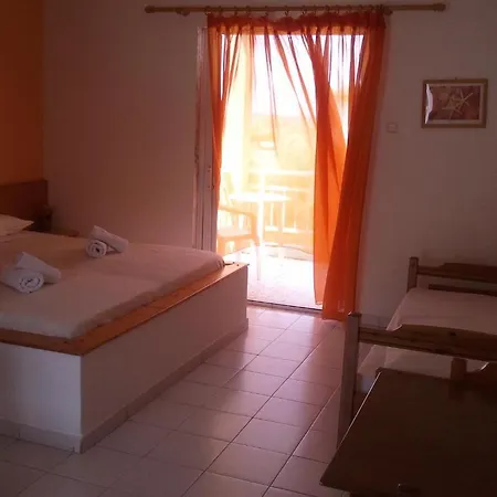 Amarilia Apartmanhotel 3*