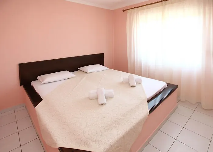 Apart Otel Amarilia 3*